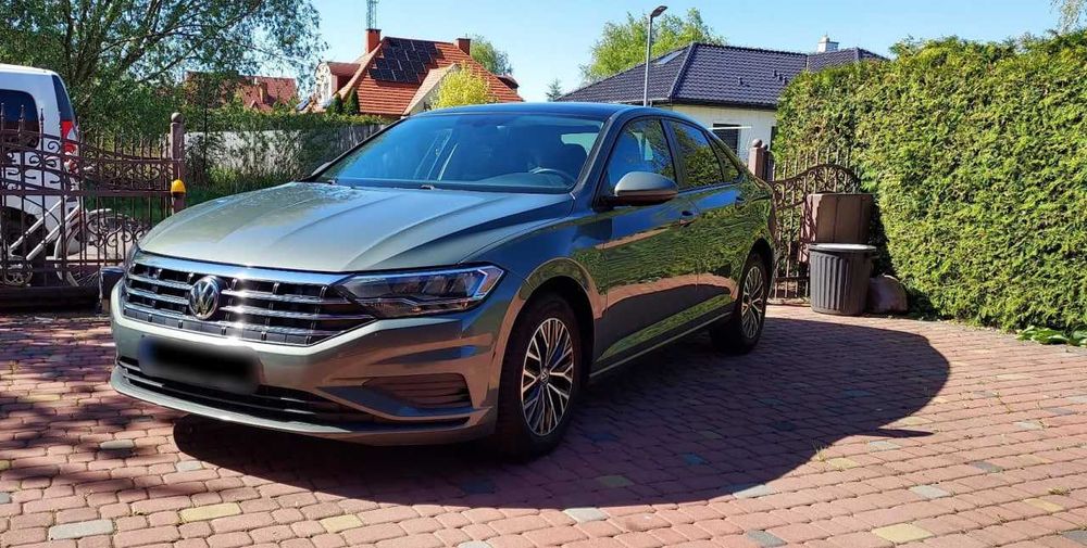 Продаж Volkswagen Jetta 2020 року