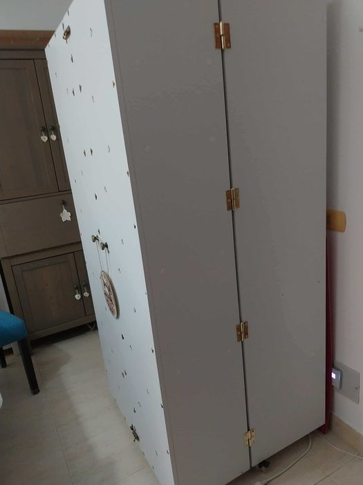 Móvel de Costura/Artesã