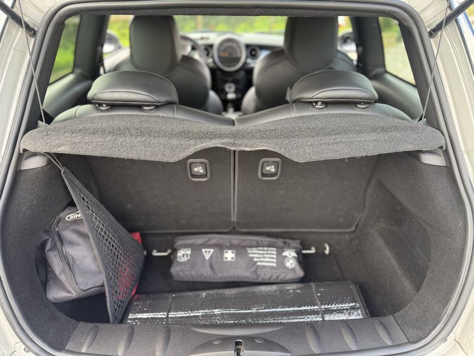 Mini John Cooper Works 211cv R56 2012