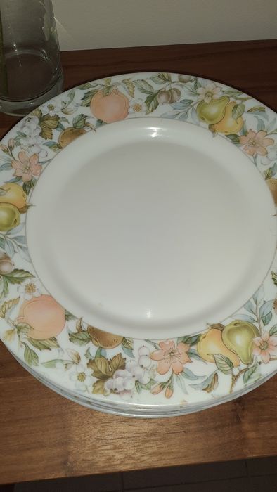 Conjunto pratos de refeição rasos