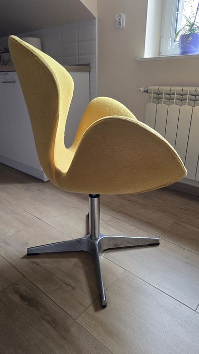 Fotel żółty elegancki obrotowy BRW DEVON