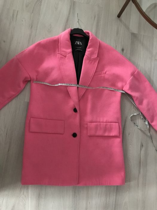 Różowy płaszcz Zara neon oversize rozmiar M