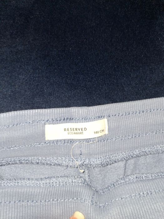 Spodnie dresowe Reserved 146
