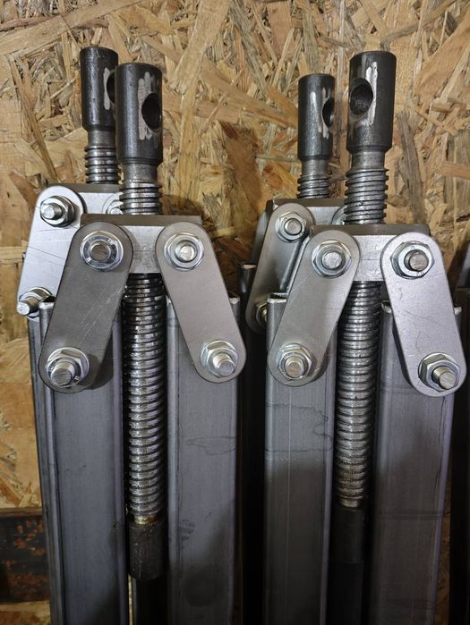 Вайми струбцина .