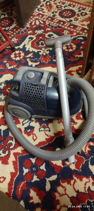 Продам пилосос б/у.