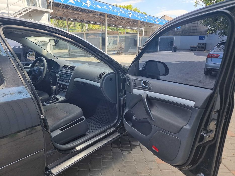 Skoda Octavia 2009 VIN Y6UCA41Z3AB150415 фото оголошення 10 з 24