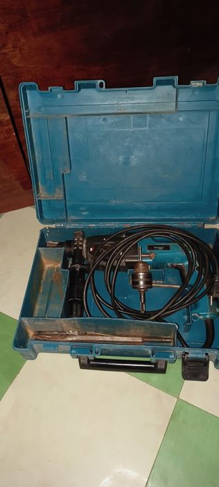 Продам  перфоратор HAMMER, модель ESH-26M