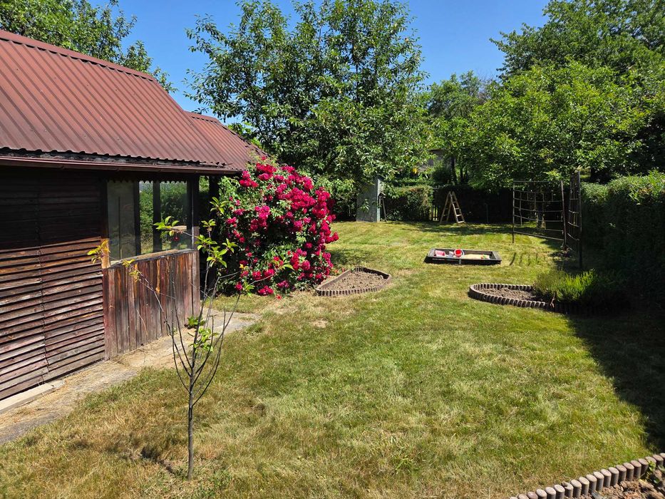 Działka ROD Zdrowie – Rzeszów, ul. Wieniawskiego, 300 m², altana