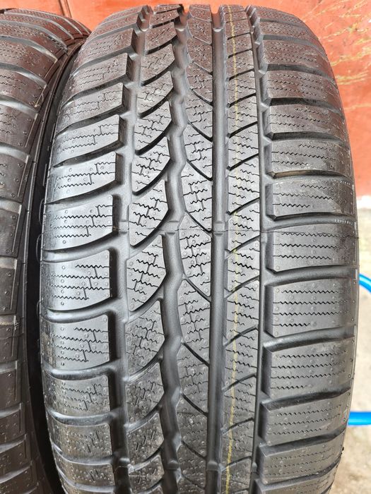 235/55/17 R17 Continental 4x4 Winter Contact 2шт ціна за 1шт шини