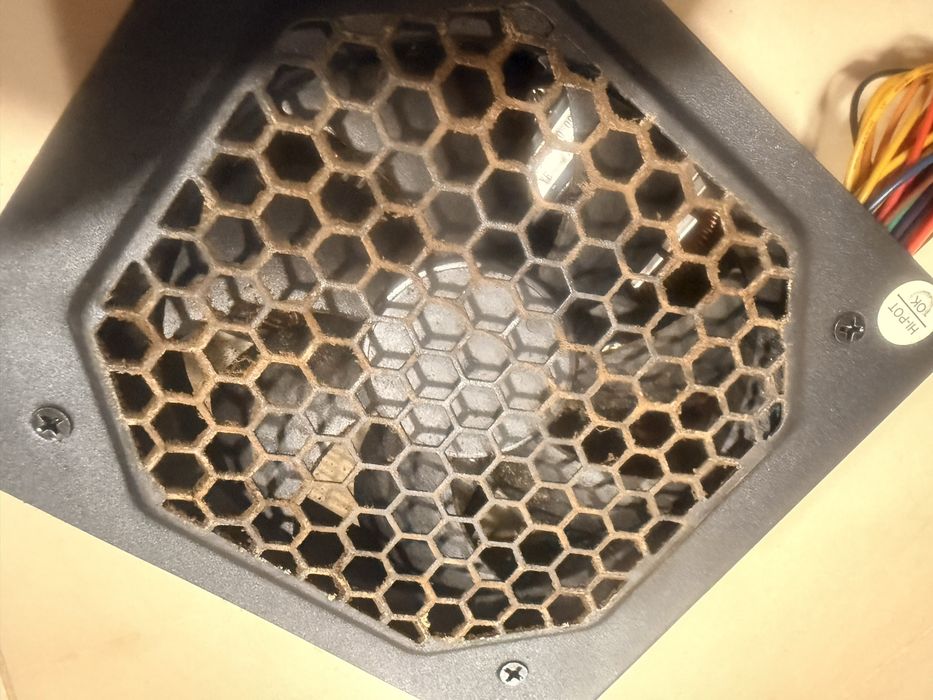 Fonte de alimentacao 700w kolink