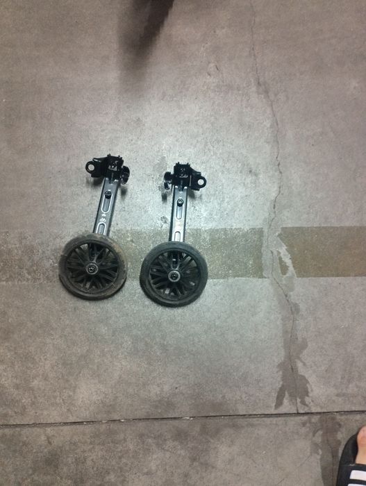 Bicicleta com rodinhas á parte
