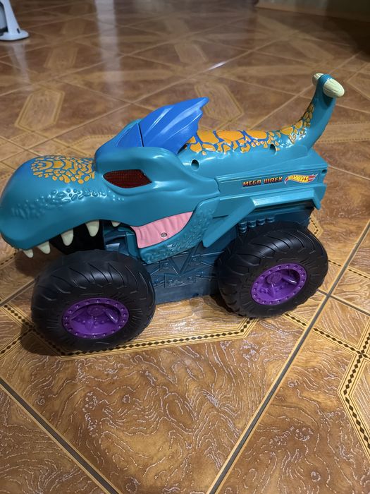 Іграшка Hot Wheels Monster Trucks Car Chompin' Mega Wrex.