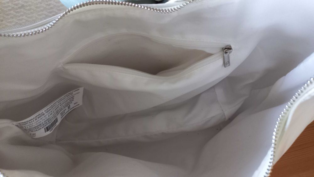 Mala senhora,  Stradivarius