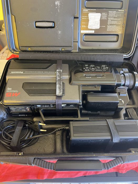 2 Maquinas de filmar, Sony e Panasonic