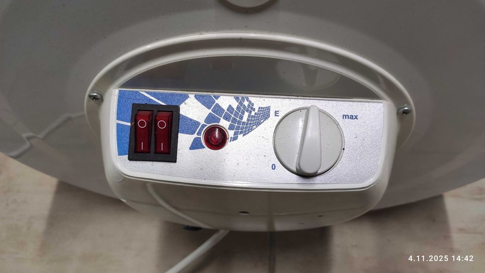 Продам електричний бойлер для нагріву води потужністю 2000 ват.