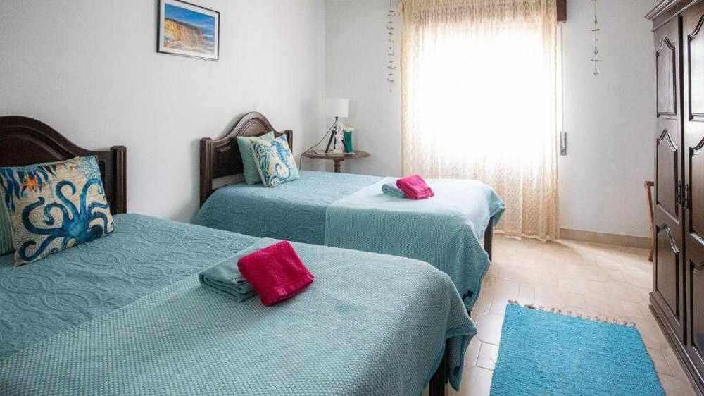 Conjunto de Mobiliário para 3 Apartamentos – Oportunidade Única!