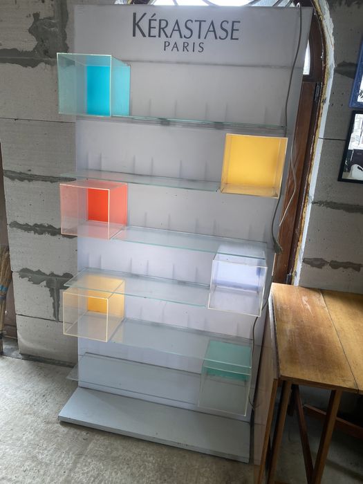 Стелаж стенд Керастас з підсвіткою