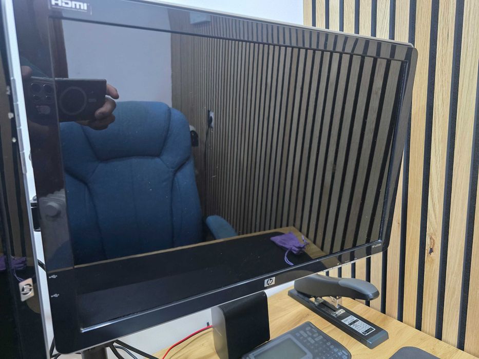 Monitor HP W2207h & W2228h