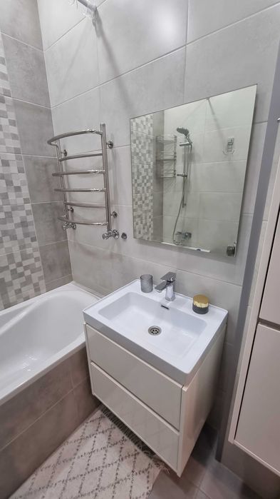 Апартаменты с новым ремонтом в ЖК Баку, Центр, парк Глобы, вокзалы