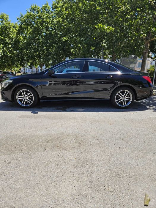 Mercedes-Benz CLA 180 d Sedan - 2015