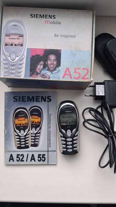 Продам два кнопочних телефона Нокія 105 і Сіменс А52.Деталі в описі.