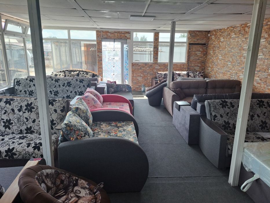 Верхівцеве. Продам 2 магазина. Без комісії. Розсрочка. Торг