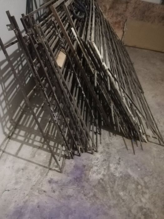 Рештки на металлические.