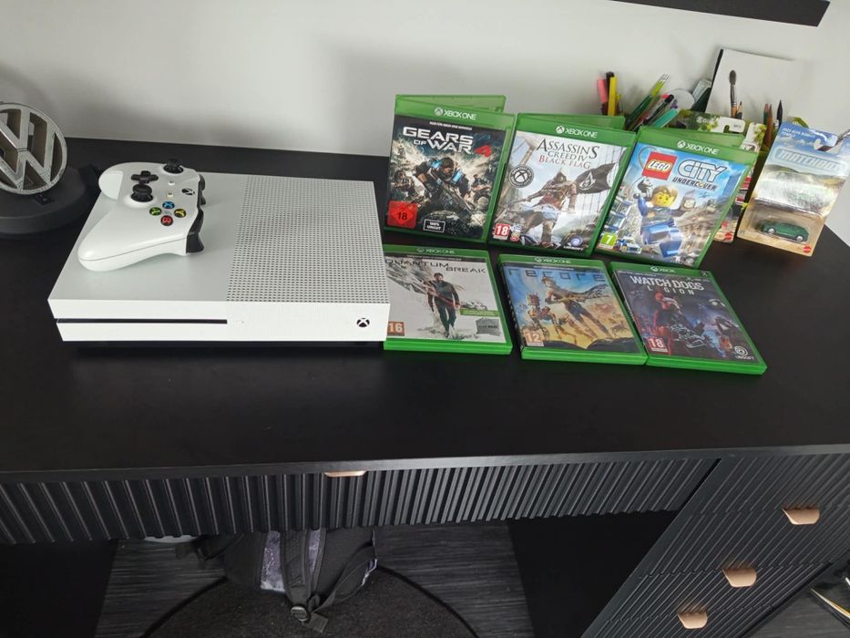 Konsola Xbox one z grami assassin lego