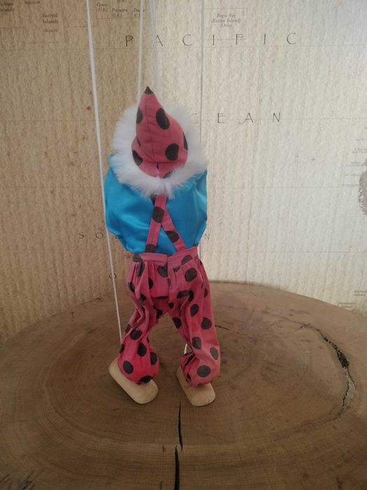 stara marionetka, nr 8.