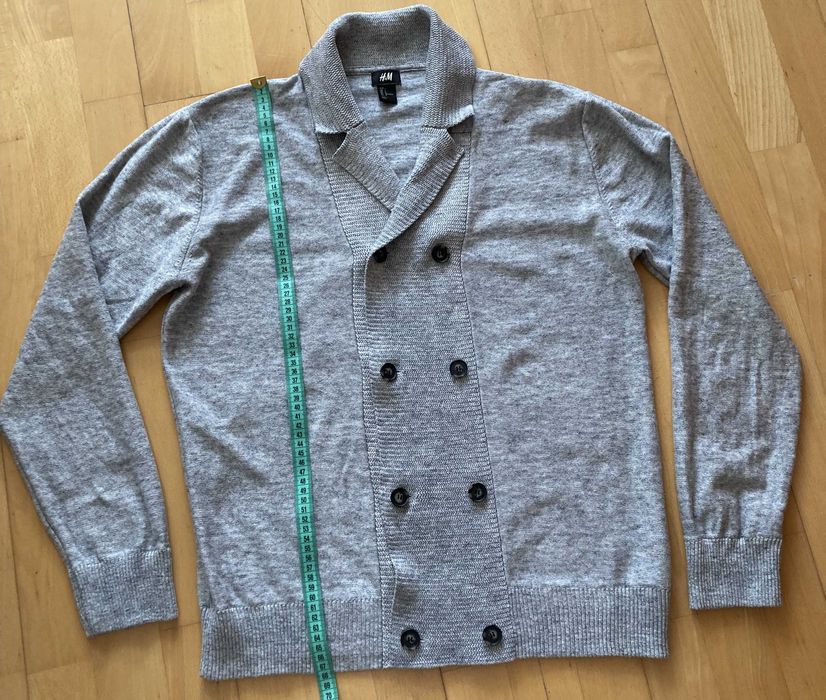szary sweter rozpinany, H&M, L. 60 zł