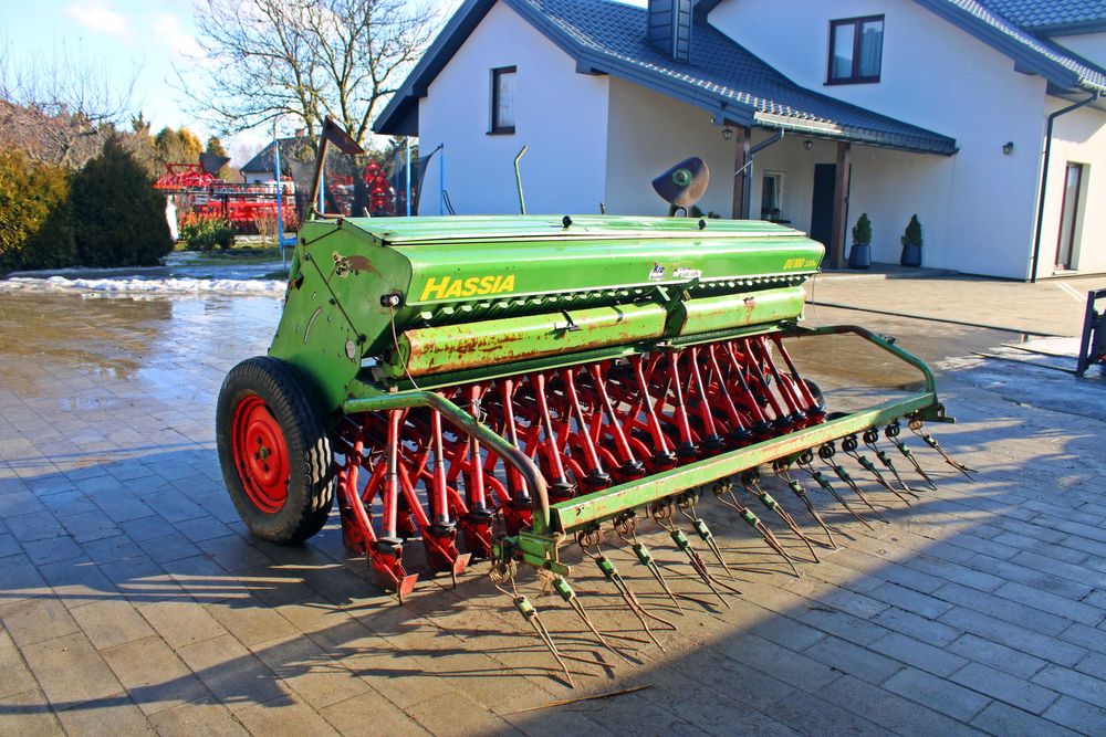 Siewnik do zboża HASSIA DU 100 Przekładnia olejowa  3m DOWÓZ