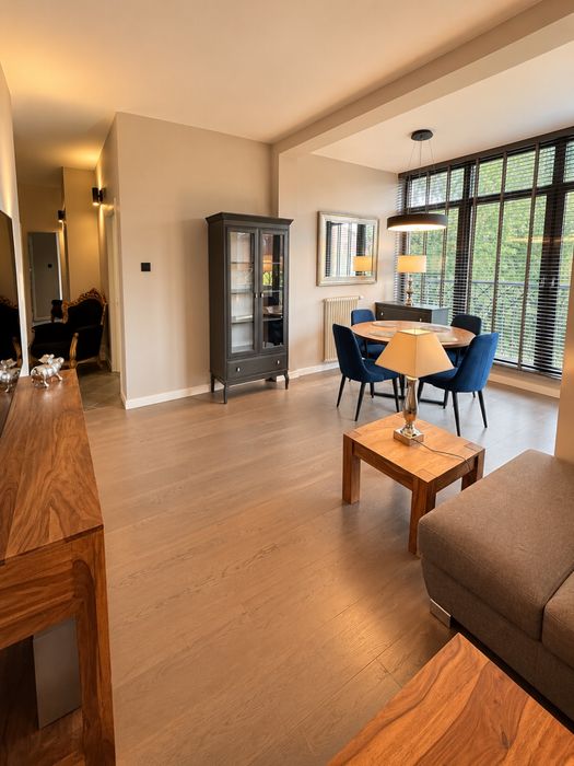 Centrum Ul. Tylna - apartament 68 m2 z Loggią - 3 pokoje umeblowane, po malowaniu, gotowe do wprowadzenia.