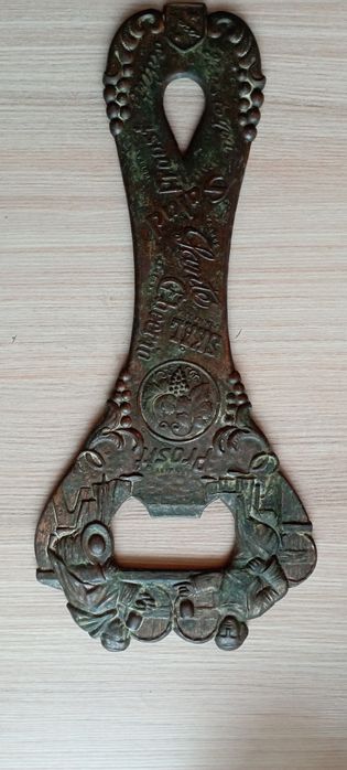 Otwieracz retro duży