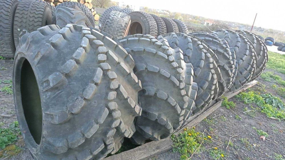 Арочні скати 1140/700-533 для газ 66 зіл 131  157 1140х700R25