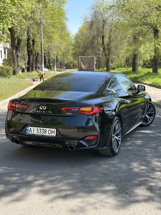 Infiniti Q60.