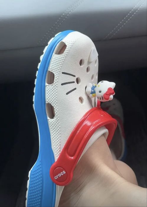 Крокси crocs hello kitty