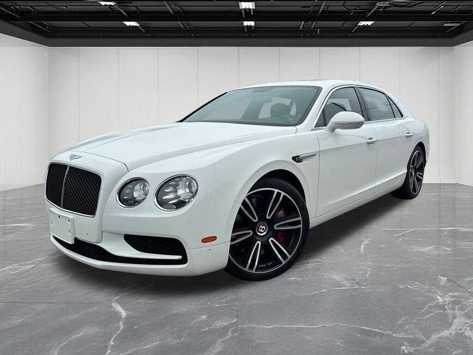 Bentley Flying Spur Lekko uszkodzony, Niski przebieg