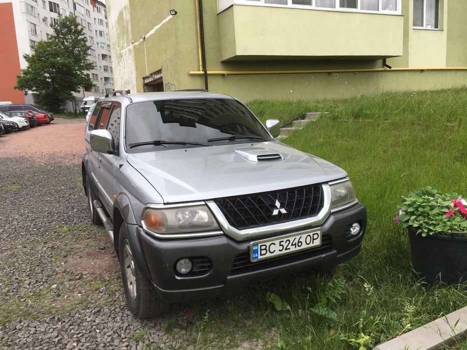 Mitsubishi Pagero Sport 2.5 Дизель