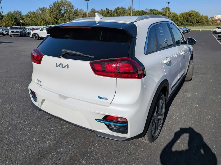 Kia Niro EV      2021