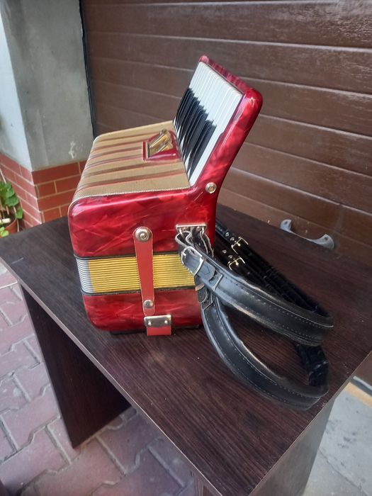 Akordeon Hohner 48 basy