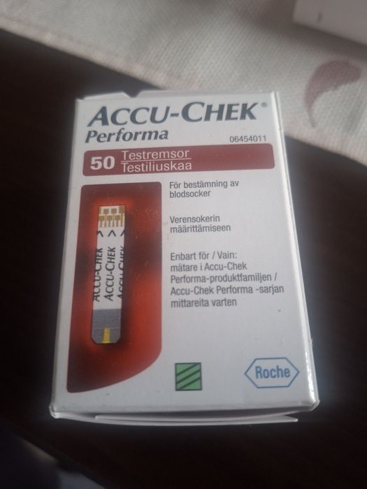 Paski accu-chek Performa