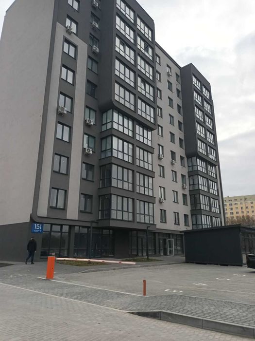 Продаж 1 кім. квартири по вул. Роксоляни