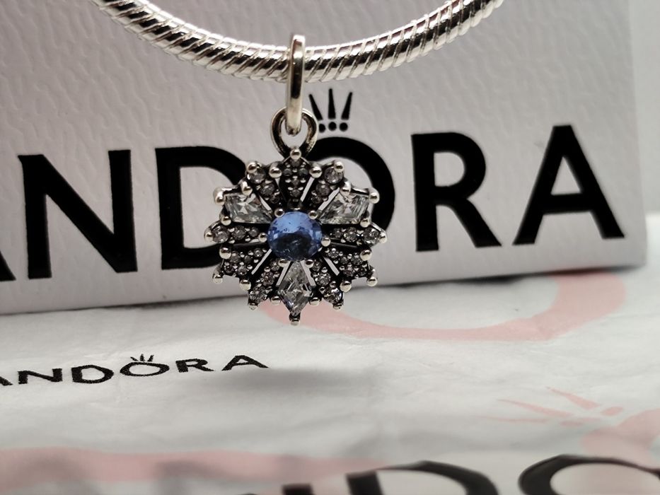 Pendente da Elsa da Pandora