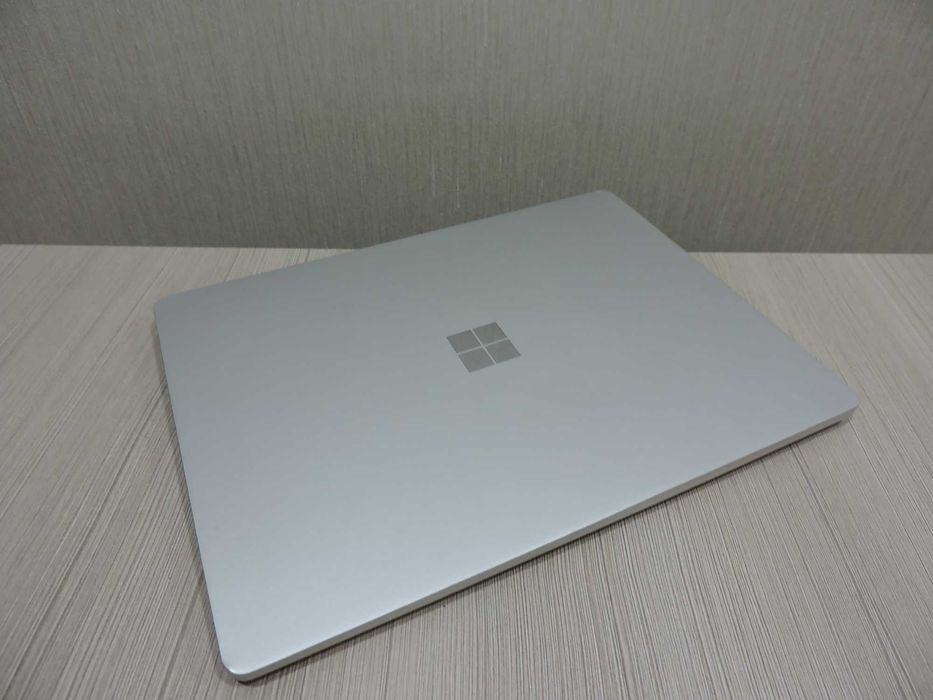 Microsoft Surface go 1943/12.4" FHD IPS/Core i5 1035G1/8GB/SSD 256/UHD