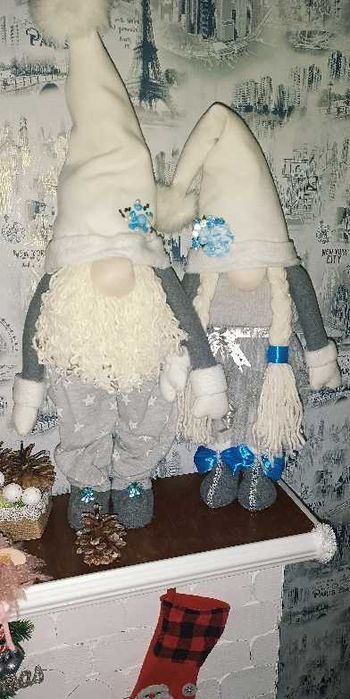 Гном новорічний під ялинку