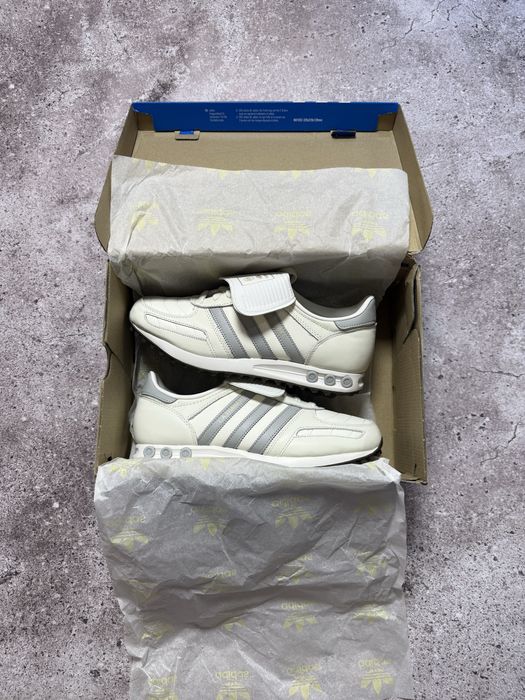 Кросівки Adidas La trainer 42 розмір