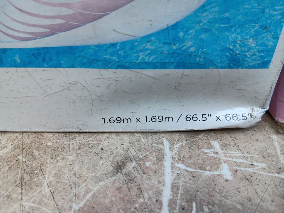 Boias de piscina grandes