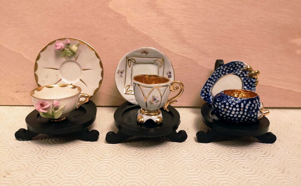 Chávenas "Porcelana Fina Portugal T Limoges"