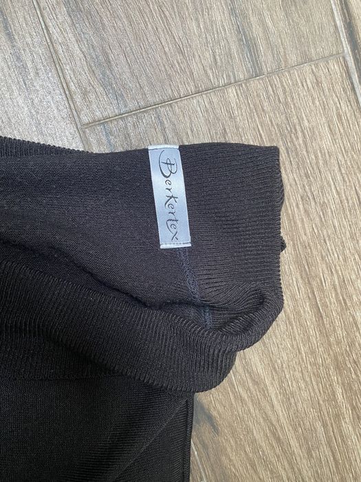Sweter narzutka 100% akryl