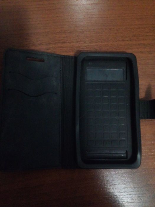 Чехол-книжка для смартфонов